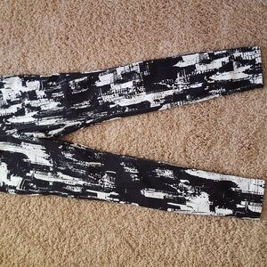 HUE LEGGINGS